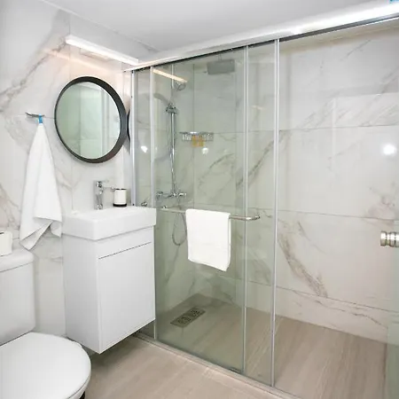 Les Palmiers Sunorama Apartment