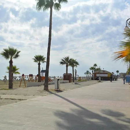 Les Palmiers Sunorama Larnaca